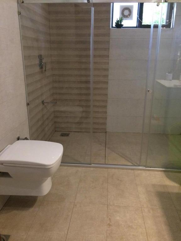 Orchards Cottage Hotel Карачи Экстерьер фото