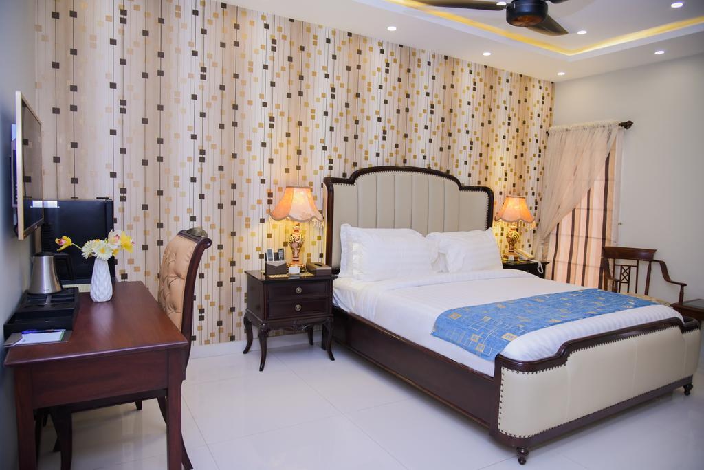 Orchards Cottage Hotel Карачи Экстерьер фото