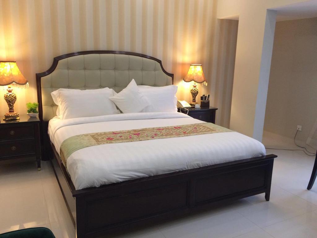 Orchards Cottage Hotel Карачи Экстерьер фото