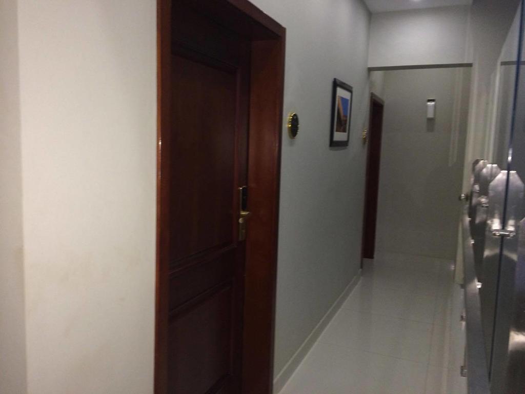 Orchards Cottage Hotel Карачи Экстерьер фото